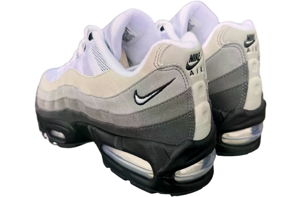 Nike Air Max 95 OG Granite Black / Medium Ash - Mar 2026 - HM4740