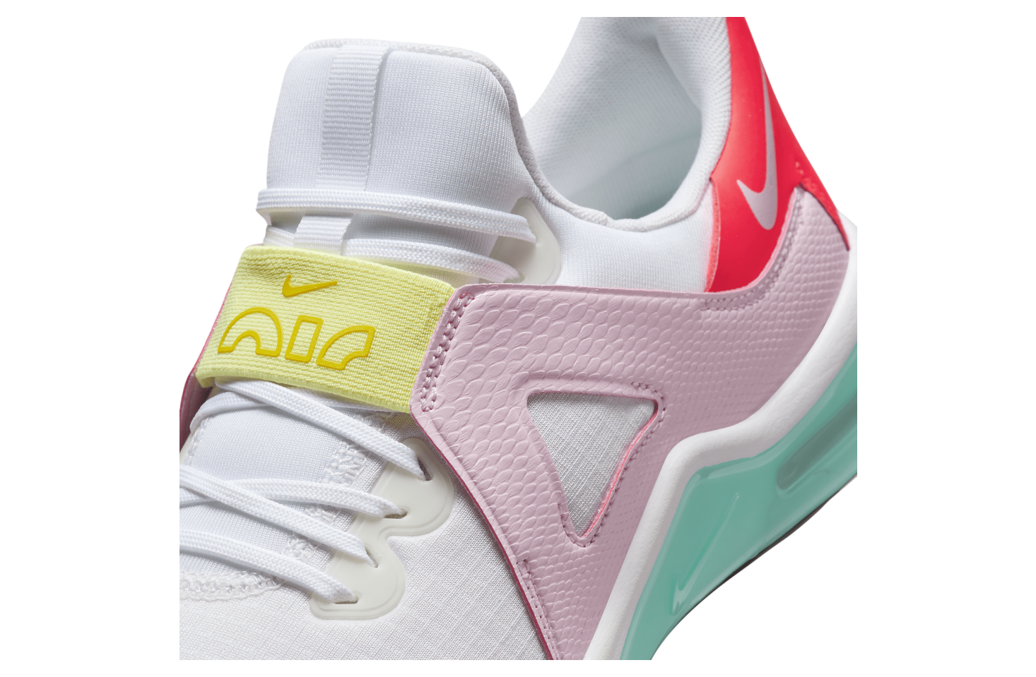 Nike Air Max Bella TR5 WMNS White / Bright Crimson