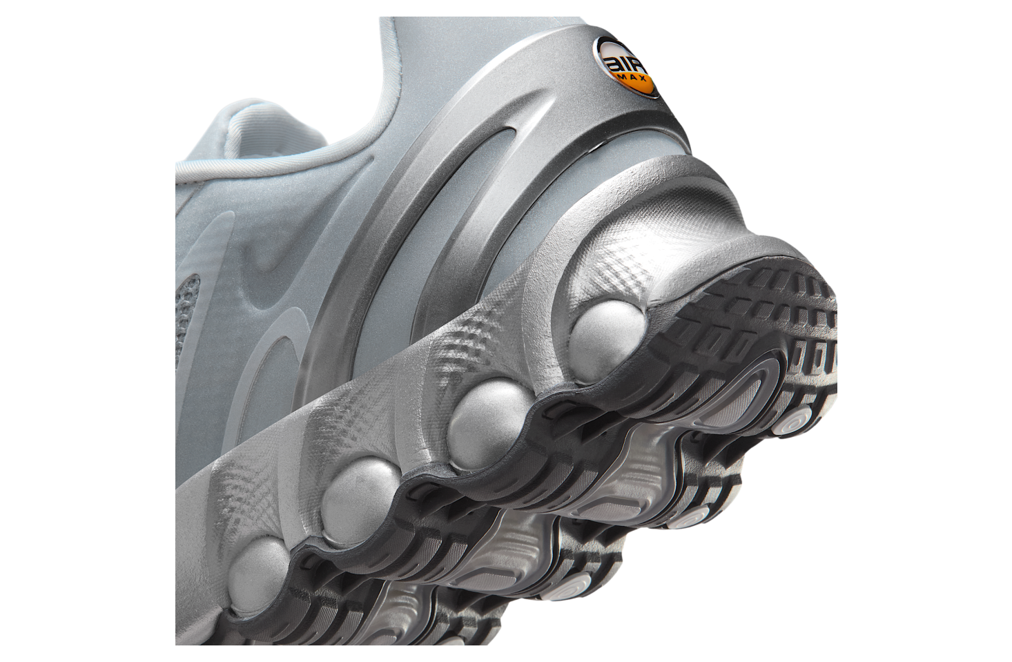 Nike Air Max Dn8 Metallic Silver / Black - Nov 2025 - IM0700-001