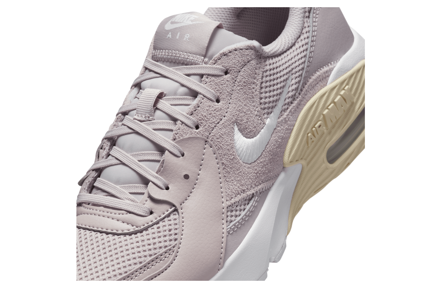 Nike Air Max Excee WMNS Platinum Violet / Coconut Milk