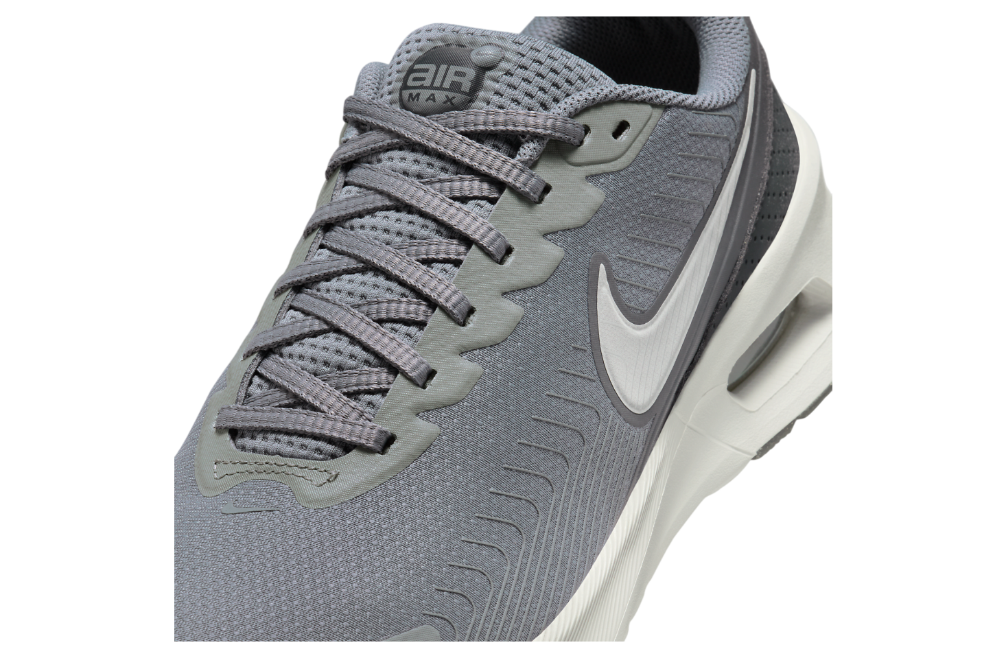 Nike Air Max Nuaxis Smoke Grey / Iron Grey