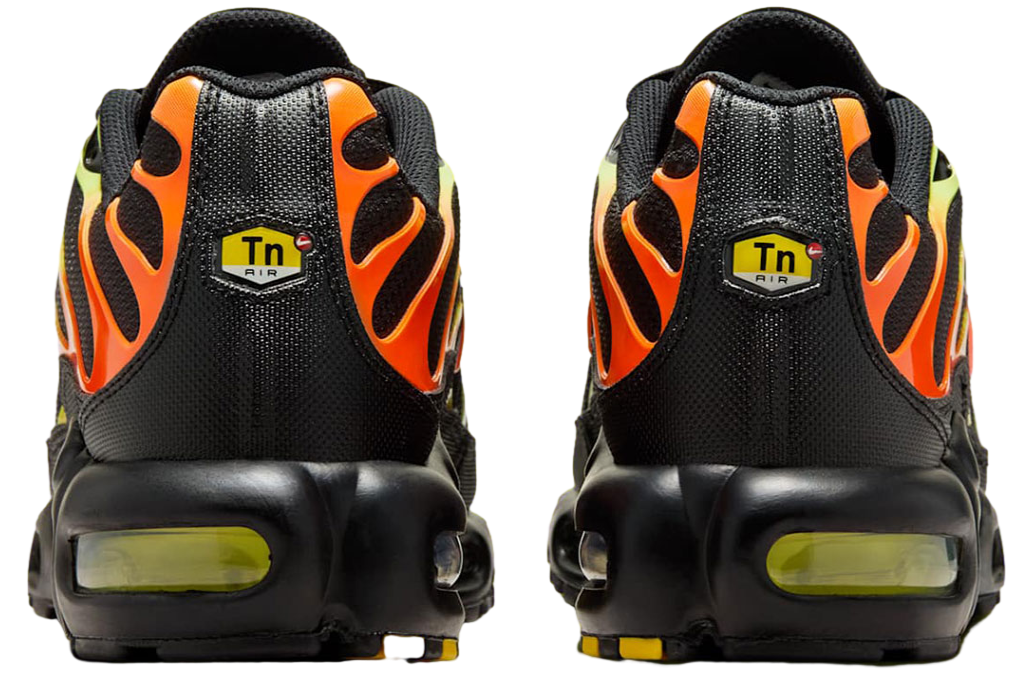 Nike Air Max Plus Black / Lightening Orange