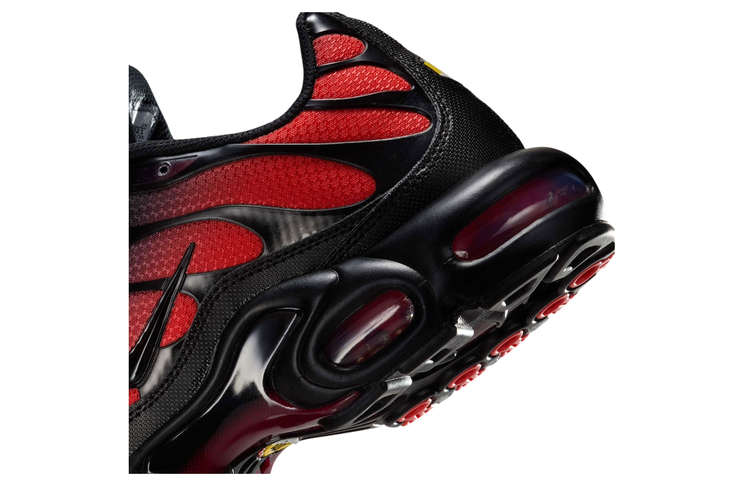 Nike Air Max Plus Black / Red