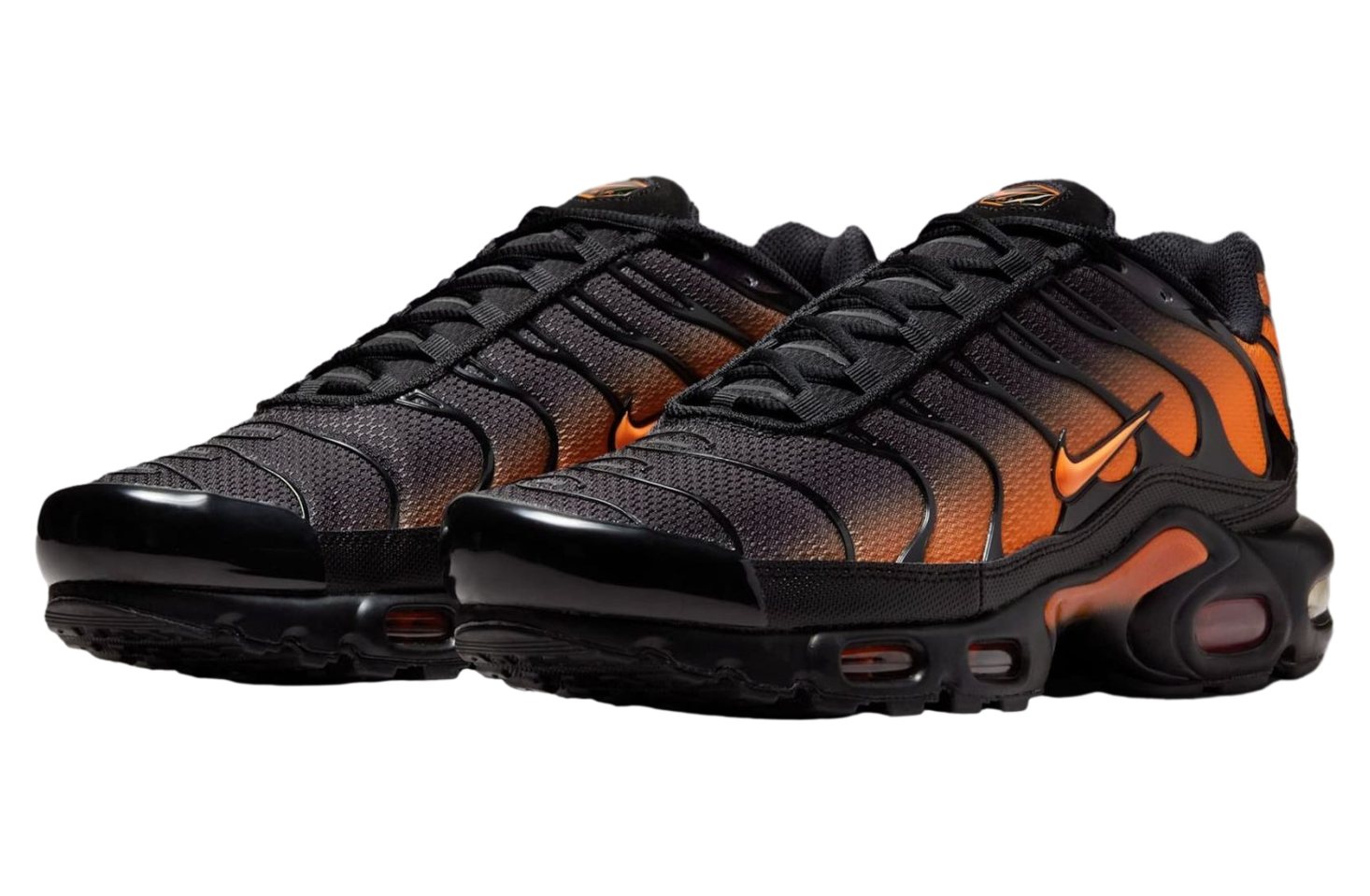Nike Air Max Plus Black / Total Orange