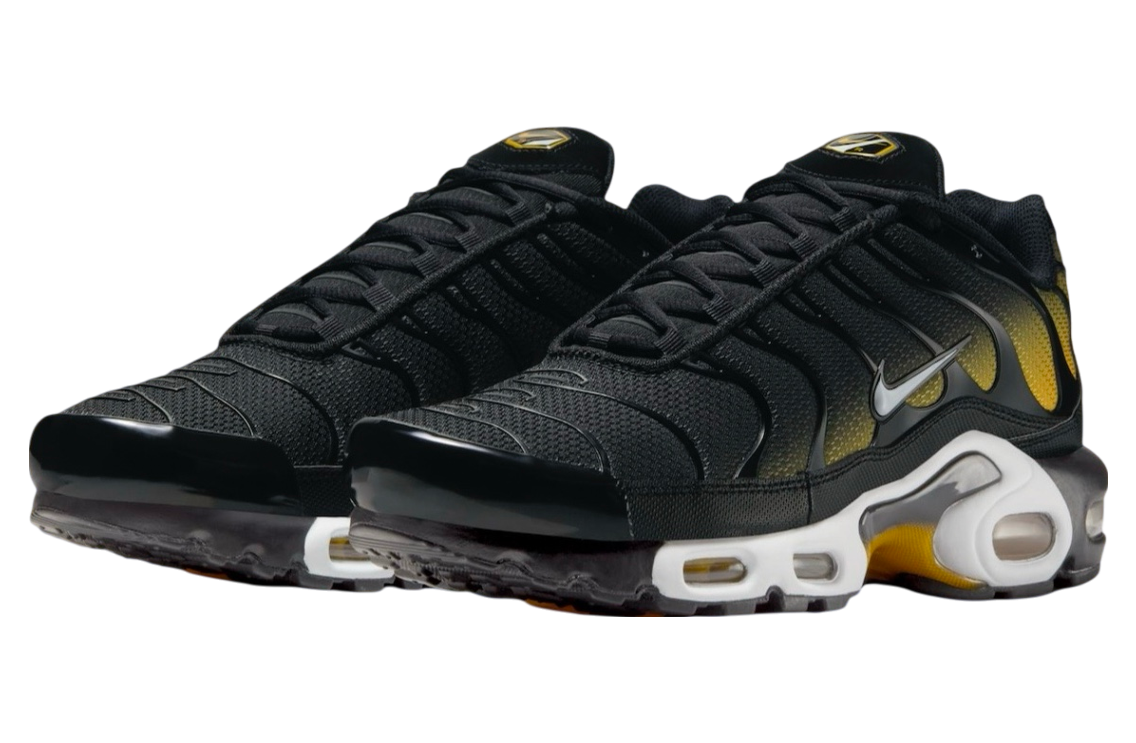 Nike Air Max Plus Black / University Gold