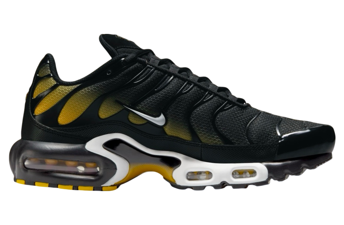 Nike Air Max Plus Black / University Gold