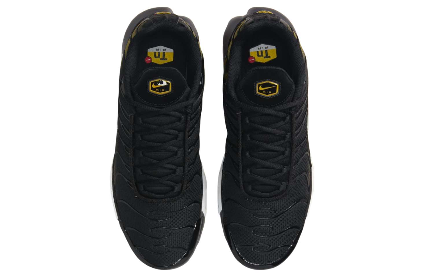 Nike Air Max Plus Black / University Gold