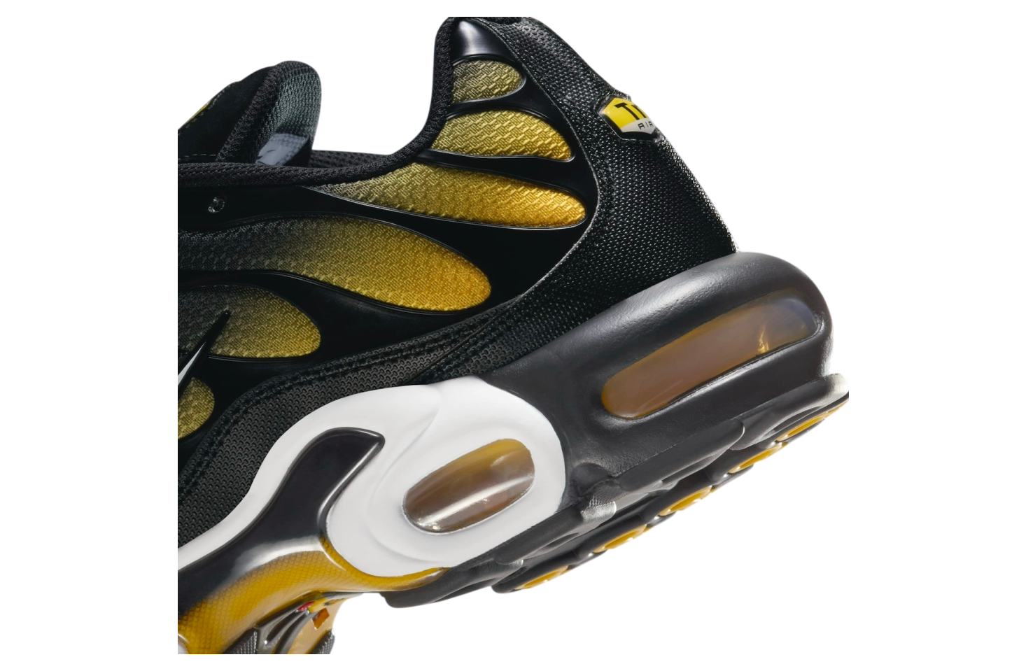 Nike Air Max Plus Black / University Gold