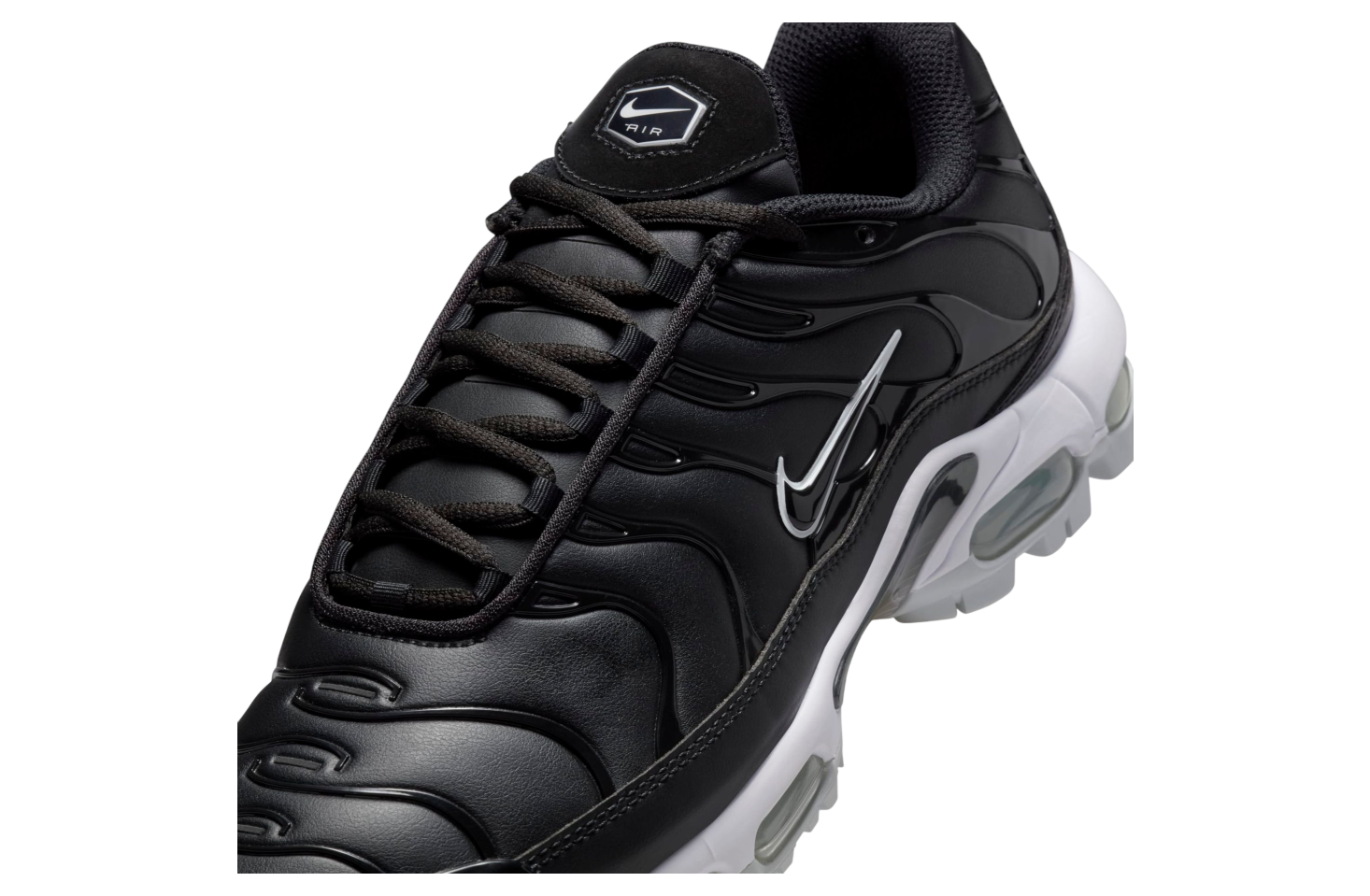 Nike Air Max Plus Black / White