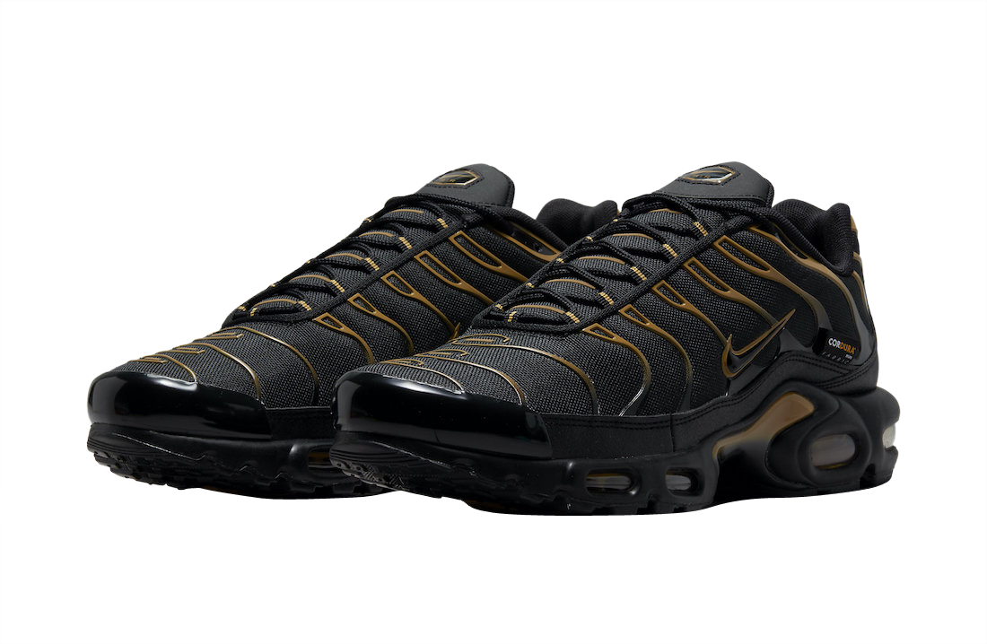 Nike Air Max 720 black gold fashion sneaker 3D model