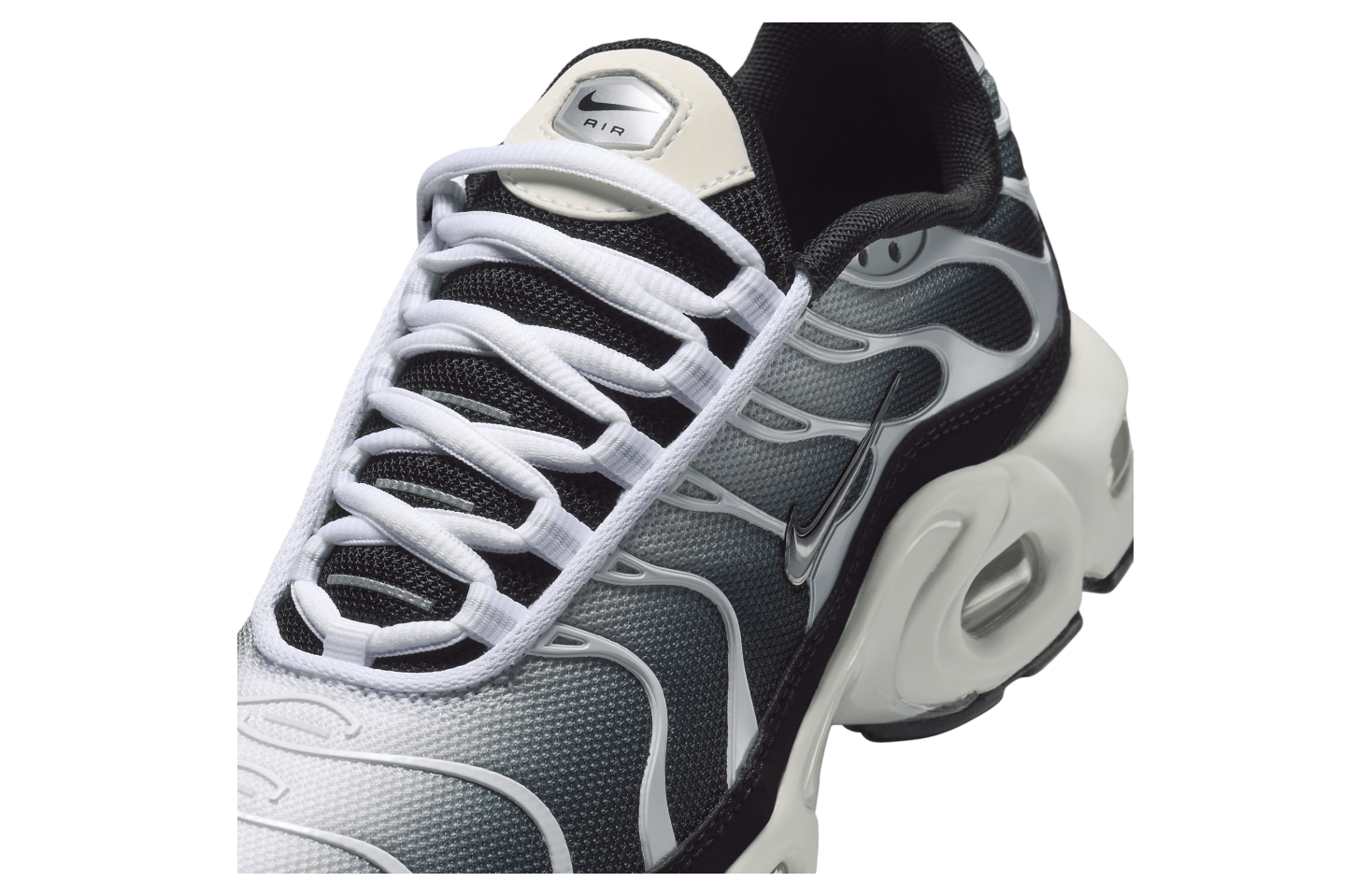 Nike Air Max Plus GS Black / Metallic Cool Grey