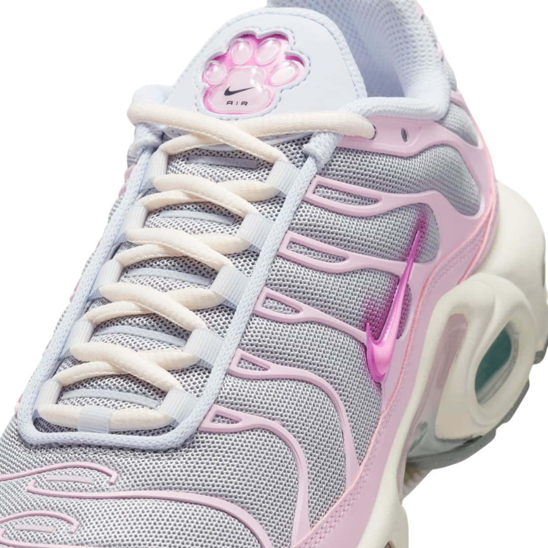 Nike Air Max Plus Paw Print