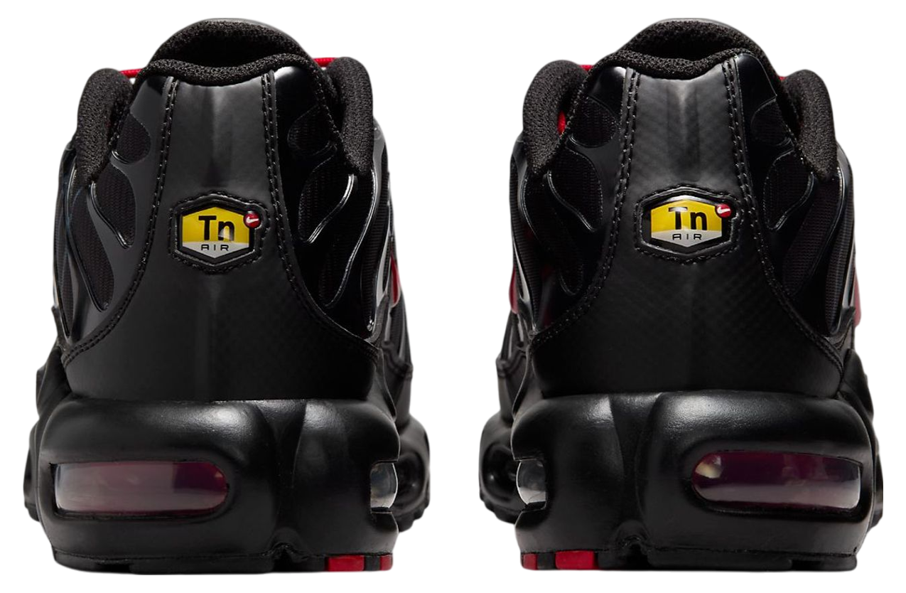 Nike Air Max Plus Tuned Black / Red