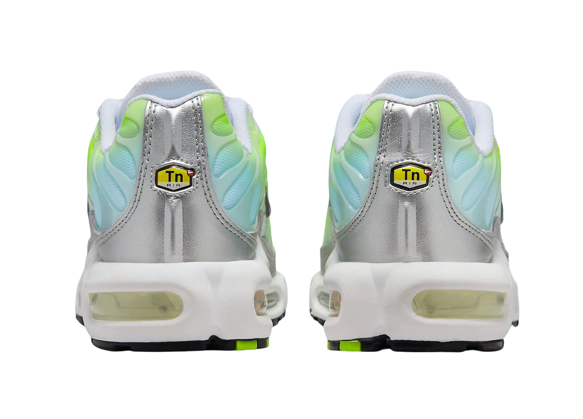 Nike Air Max Plus Volt Silver