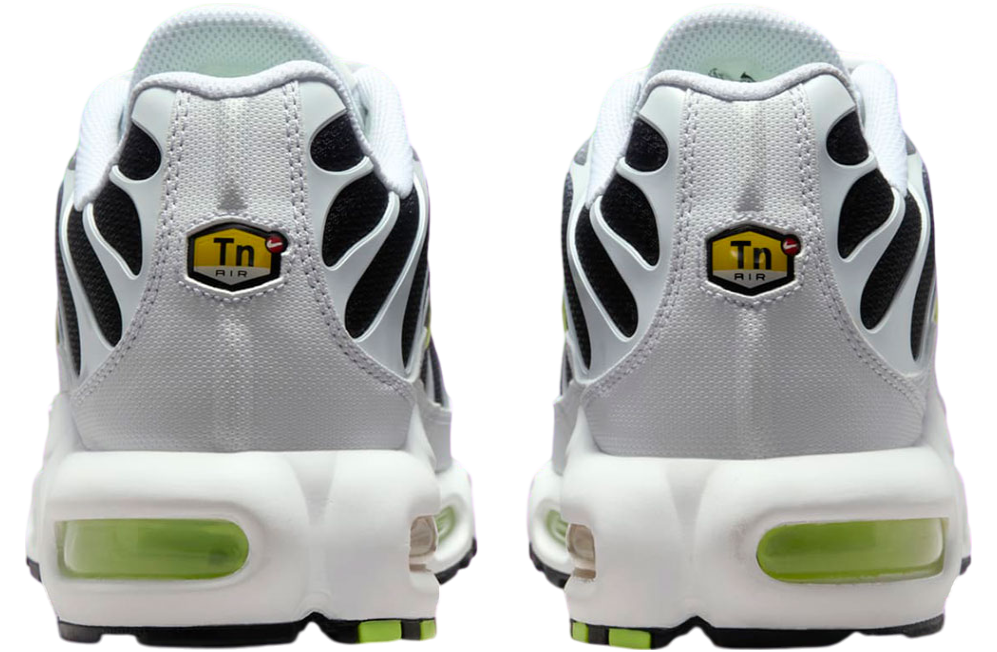 Nike Air Max Plus White / Black / Volt