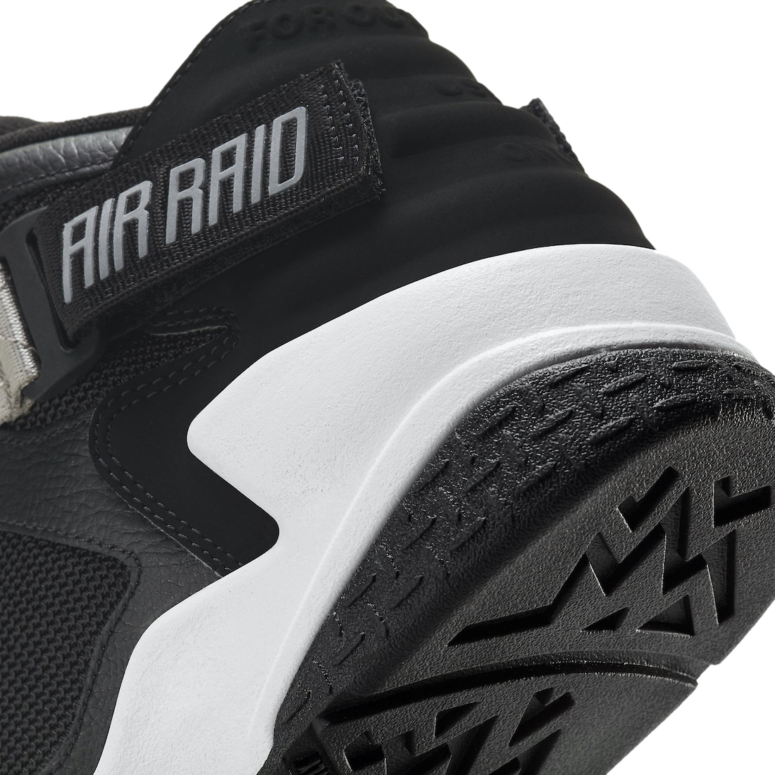 Nike air raid black - Gem