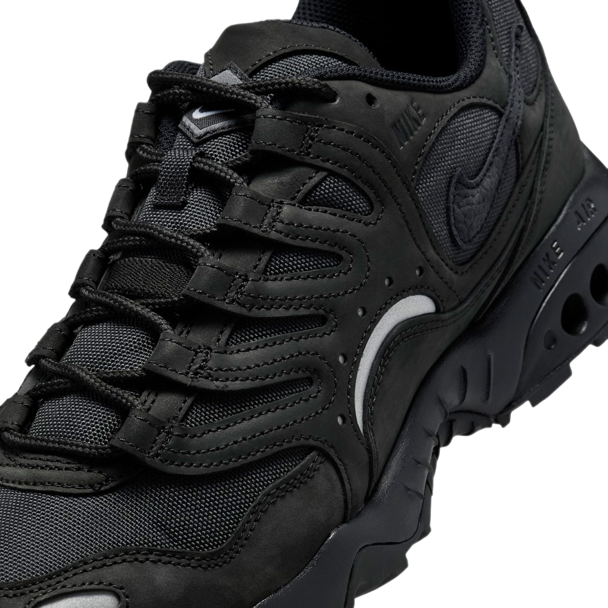 Nike Air Terra Humara Triple Black