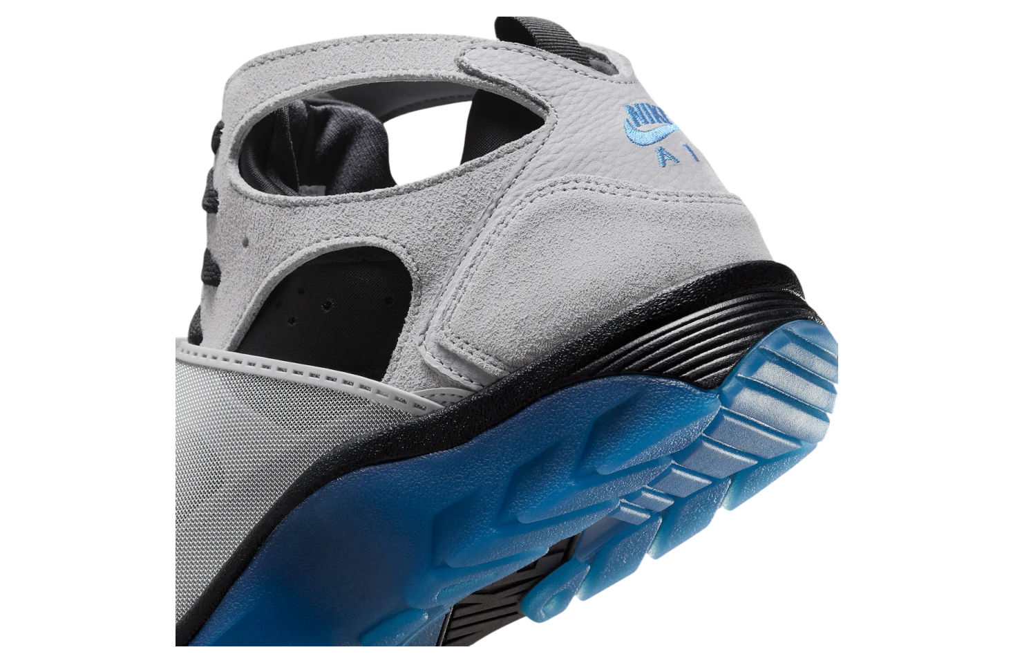 Nike Air Trainer Huarache Wolf Grey / Star Blue - Sep 2025