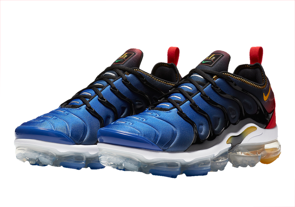 Nike Air VaporMax Plus Live Together Play Together DC1476-001 