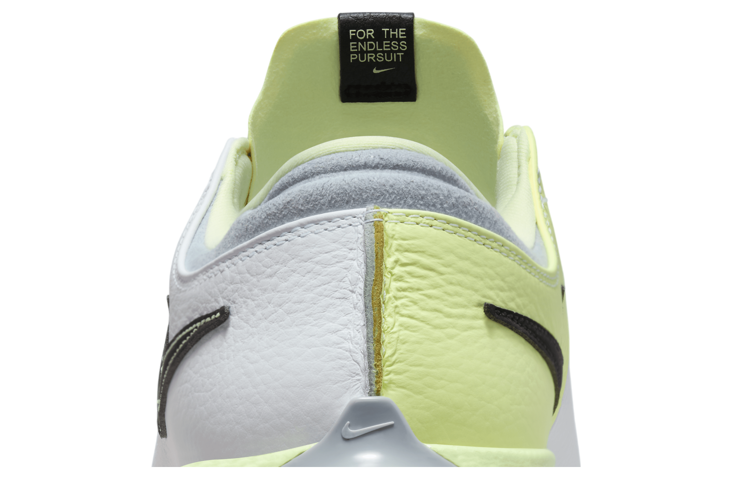 Nike Air Zoom Victory Tour 3 White / Barely Volt (Wide)