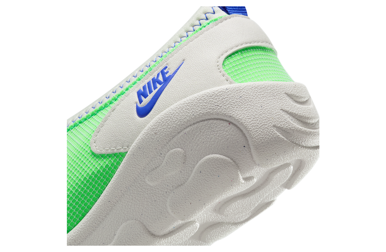 Nike Aqua Turf Green Strike / Platinum Tint