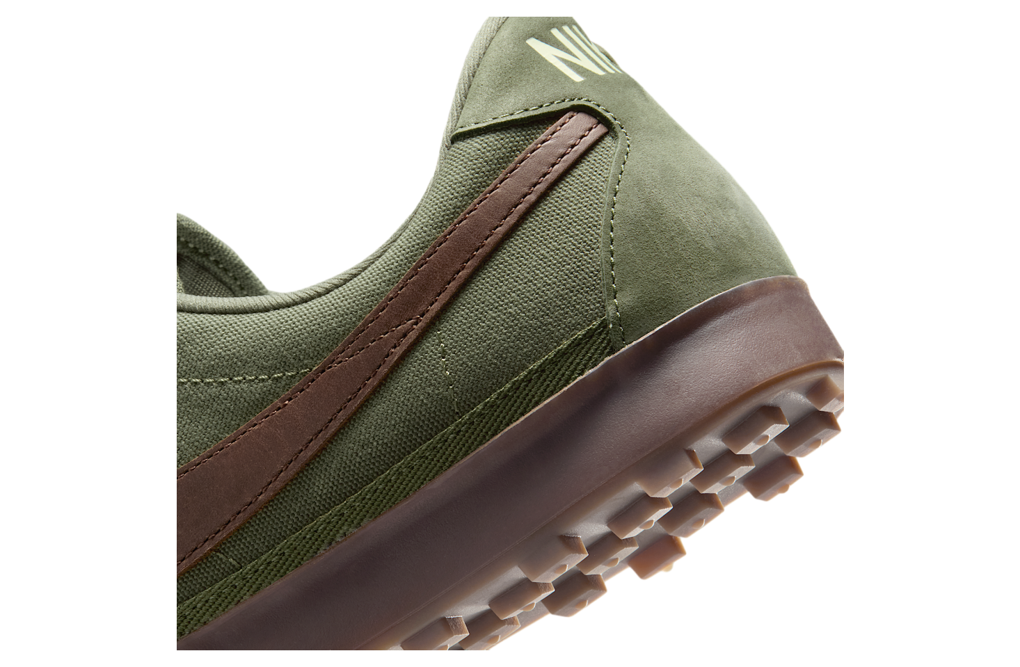 Nike Astrograbber Medium Olive / Alabaster