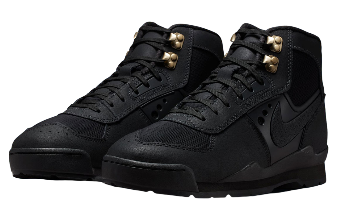 Nike Baltoro Black / Metallic Gold