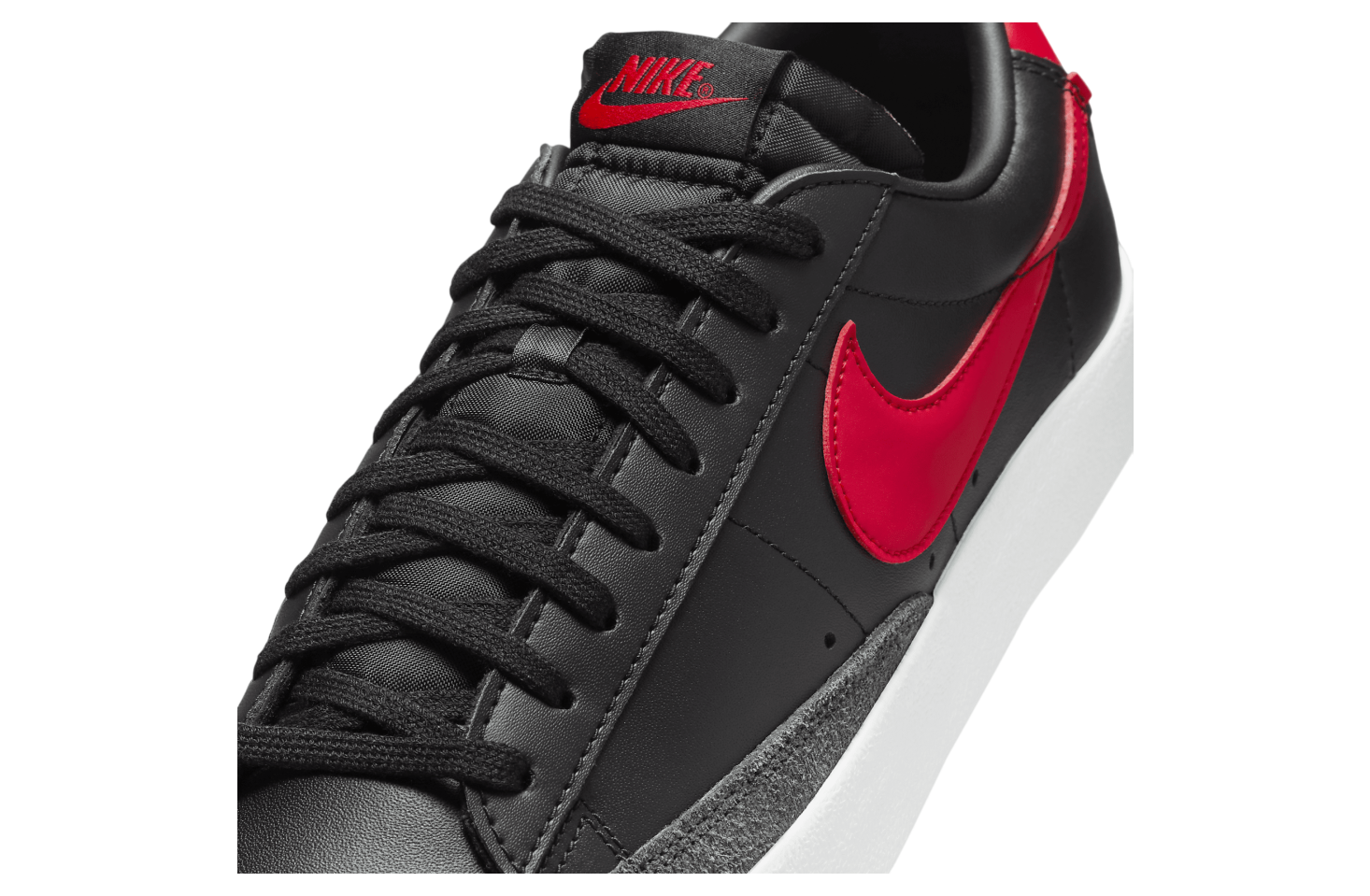 Nike Blazer Low 77 Vintage Black / University Red