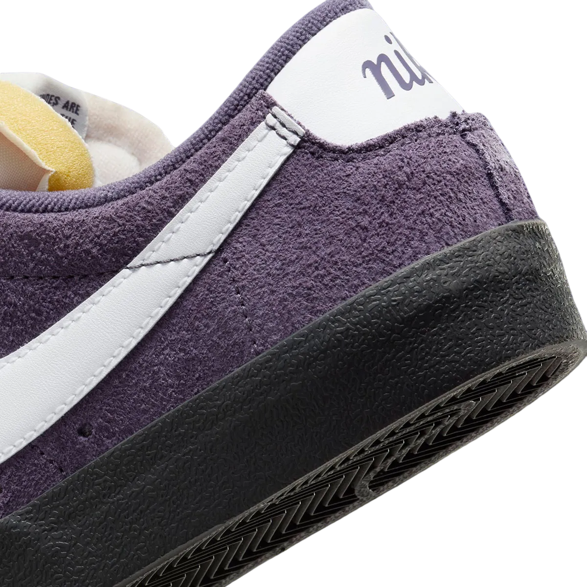 Nike Blazer Low ’77 Vintage Purple Suede