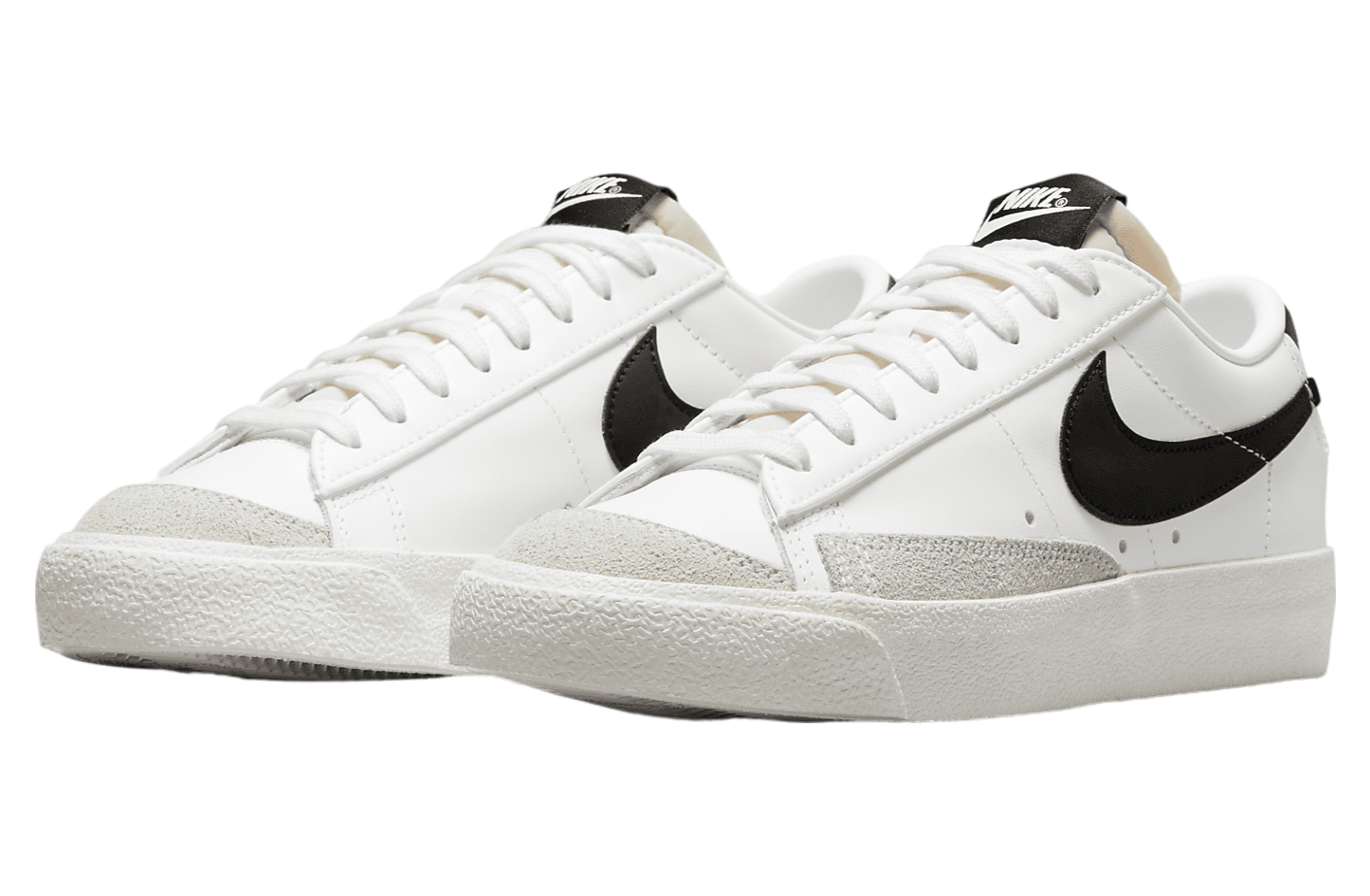 Nike Blazer Low 77 WMNS White / Sail Black