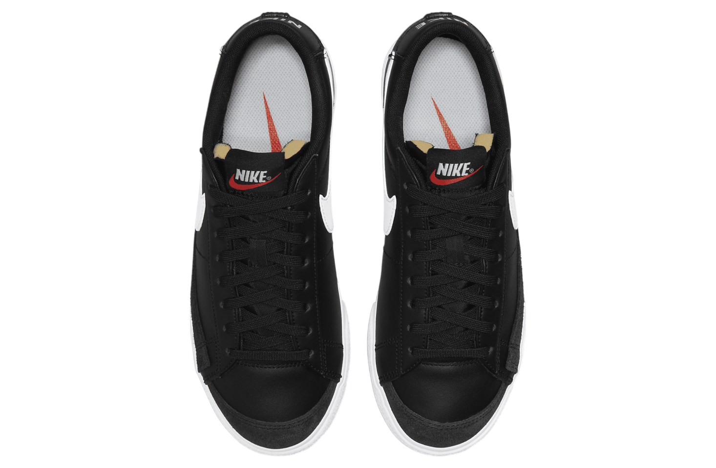 Nike Blazer Low Platform WMNS Black / White