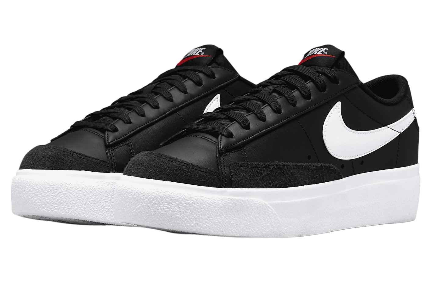 Nike Blazer Low Platform WMNS Black / White