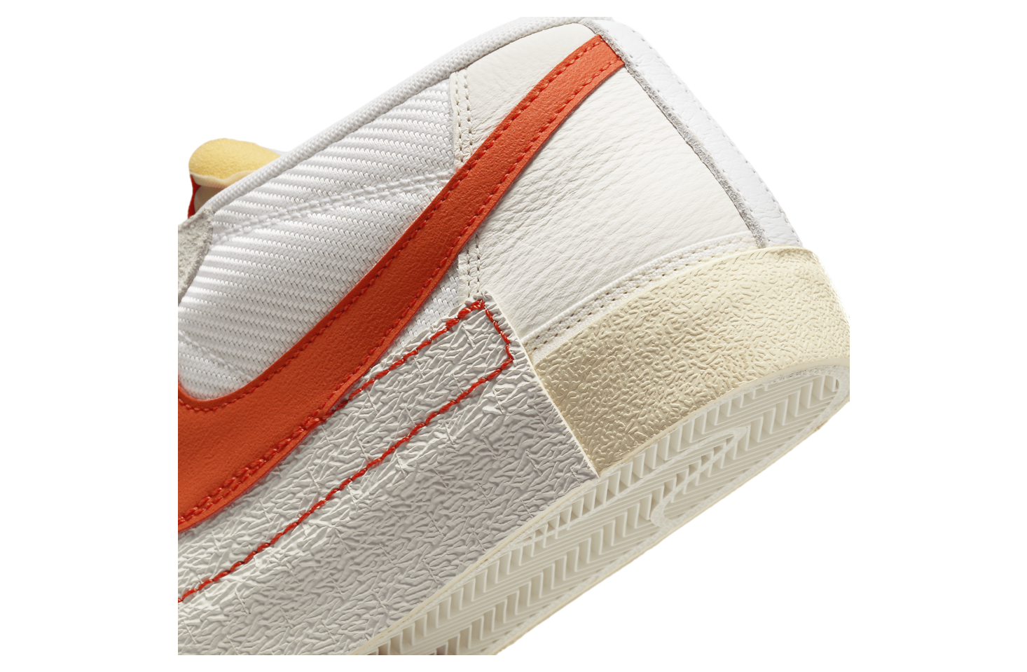 Nike Blazer Low Pro Club White / Cosmic Clay