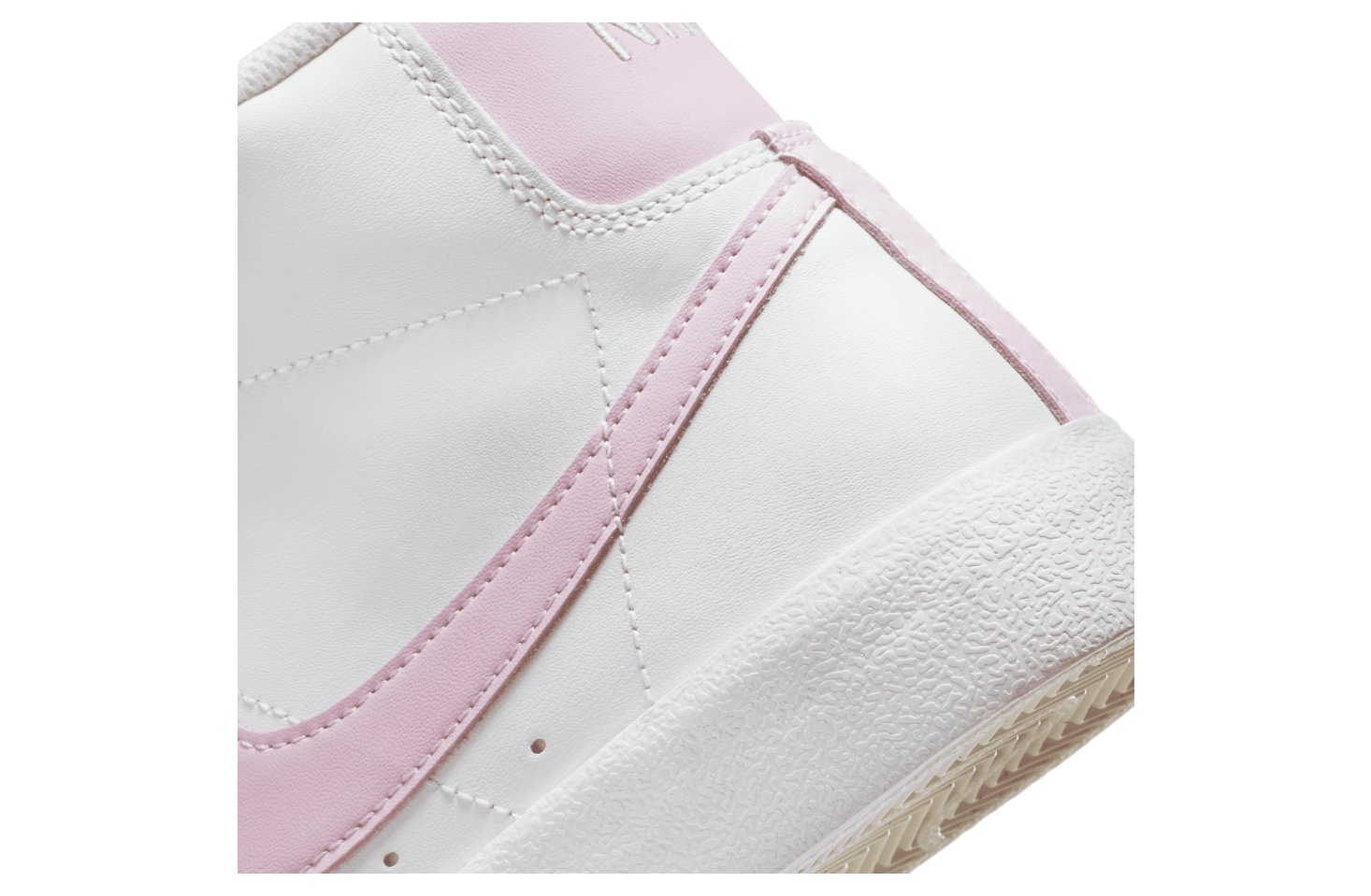 Nike Blazer Mid 77 GS Summit White / Pink Foam