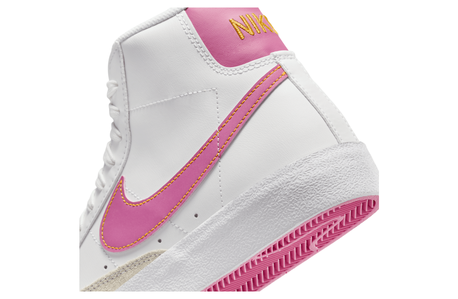 Nike Blazer Mid 77 GS Summit White / Pinksicle