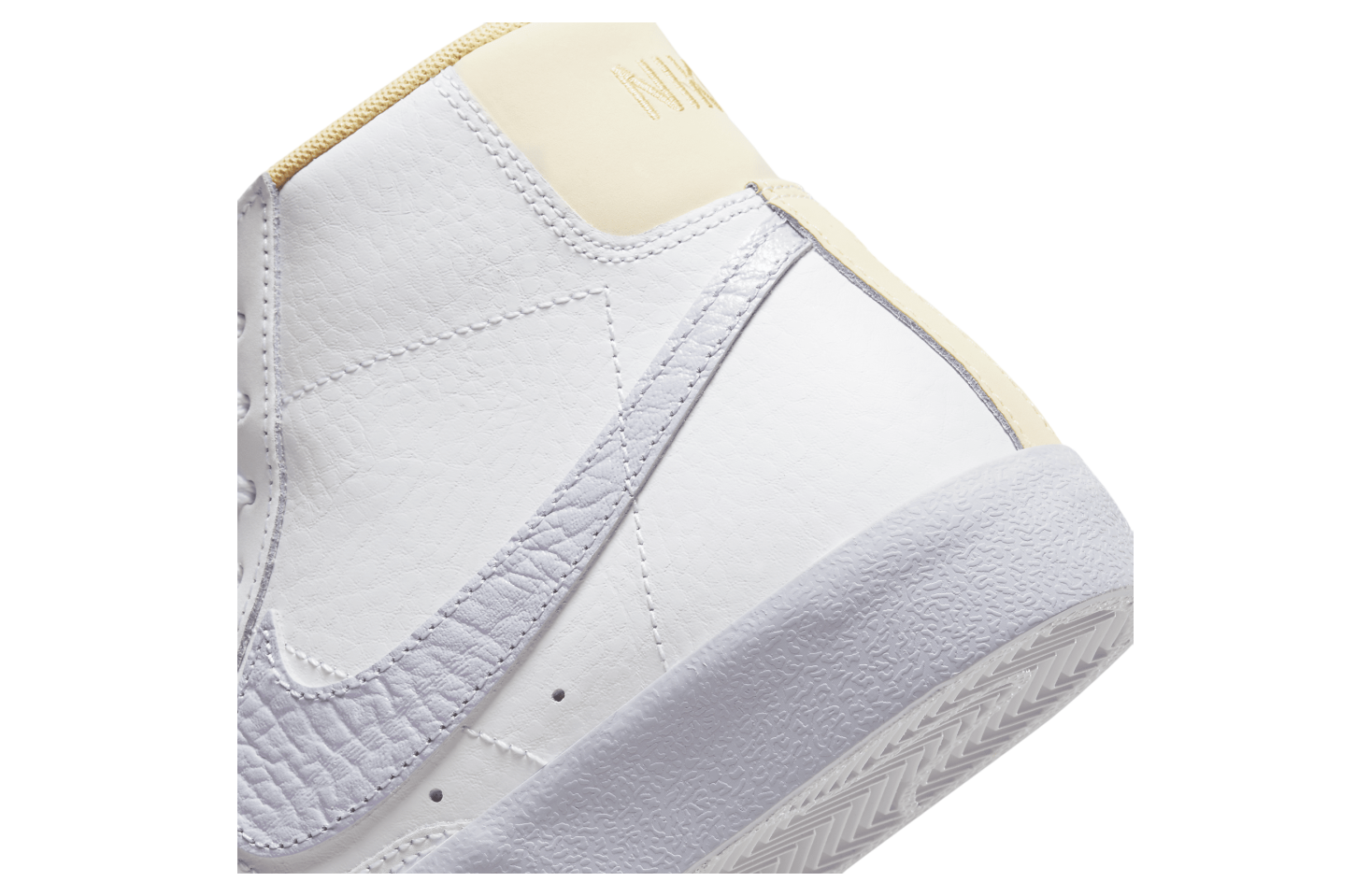 Nike Blazer Mid 77 GS White / Coconut Milk