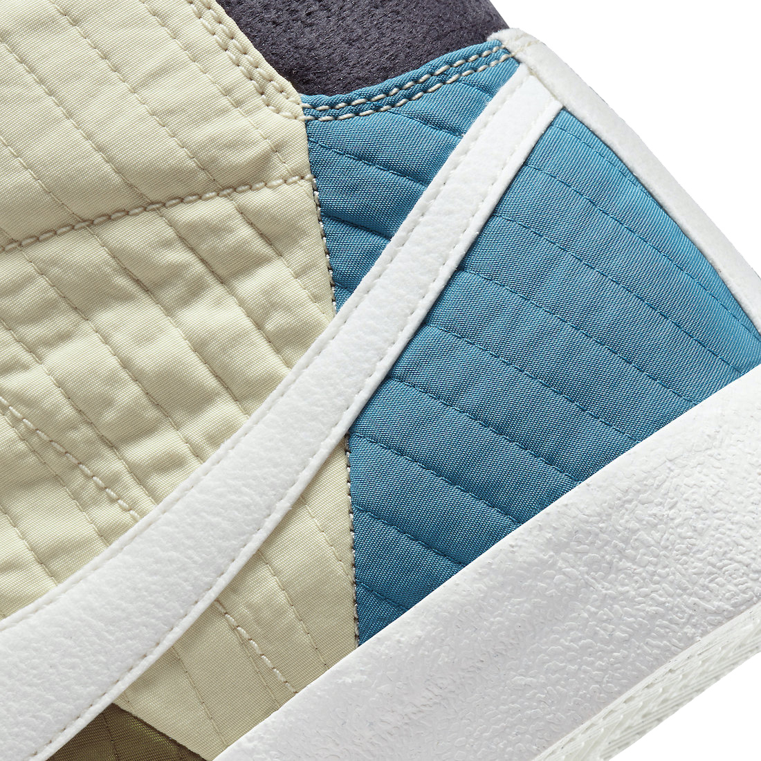 Nike Blazer Mid 77 Sail Quilt