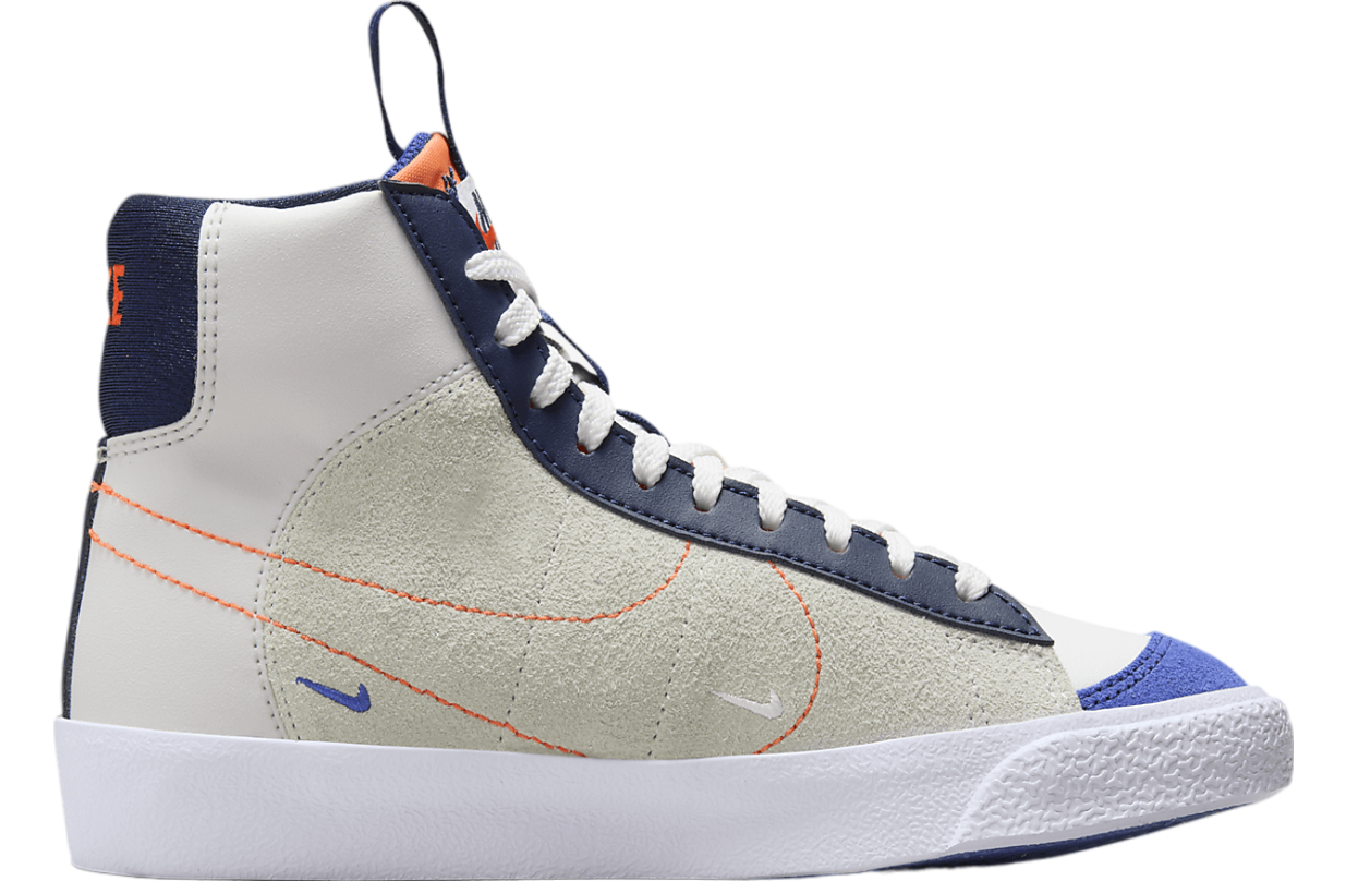 Nike Blazer Mid 77 SE GS White / Light Silver / Team Orange