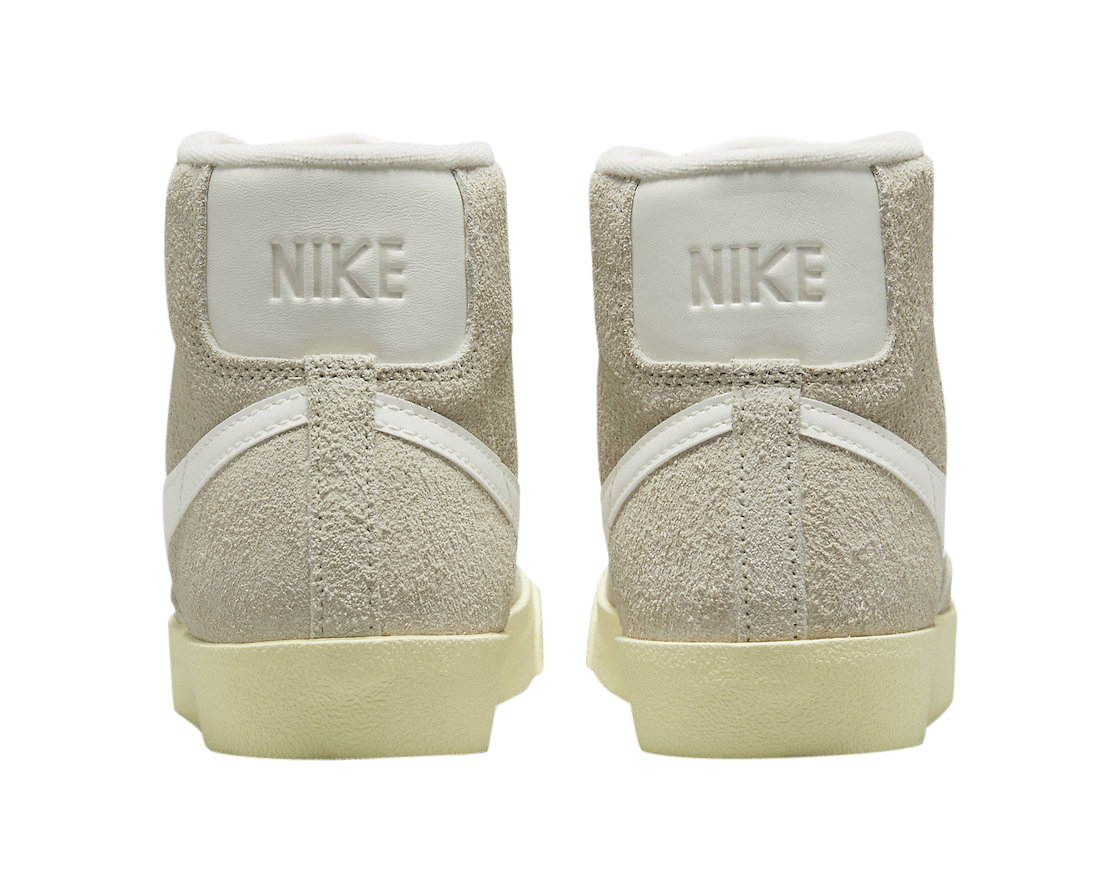 Nike Blazer Mid 77 Vintage Light Bone Suede