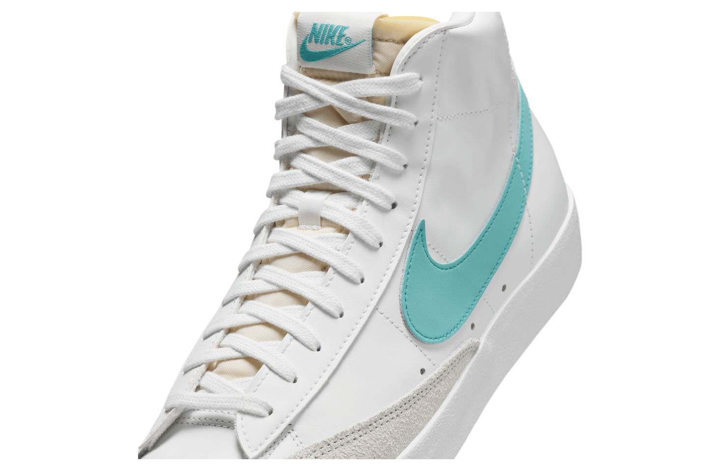 Nike Blazer Mid 77 Vintage Summit White / Dusty Cactus