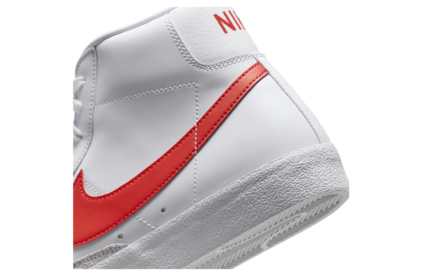 Nike Blazer Mid 77 Vintage White / Picante Red