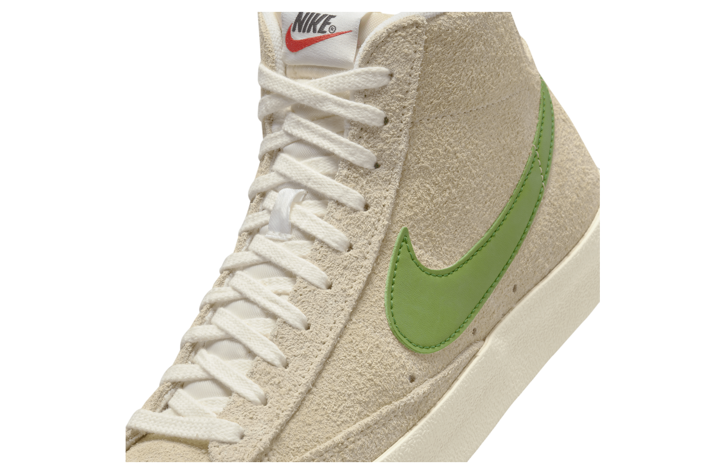 Nike Blazer Mid 77 Vintage WMNS Muslin / Chlorophyll