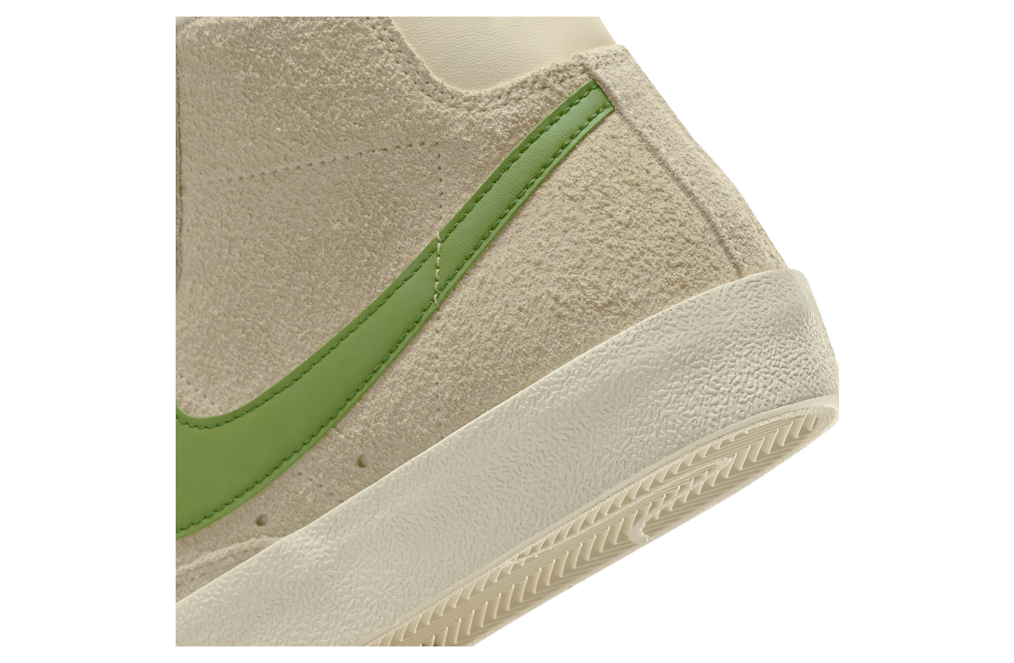 Nike Blazer Mid 77 Vintage WMNS Muslin / Chlorophyll