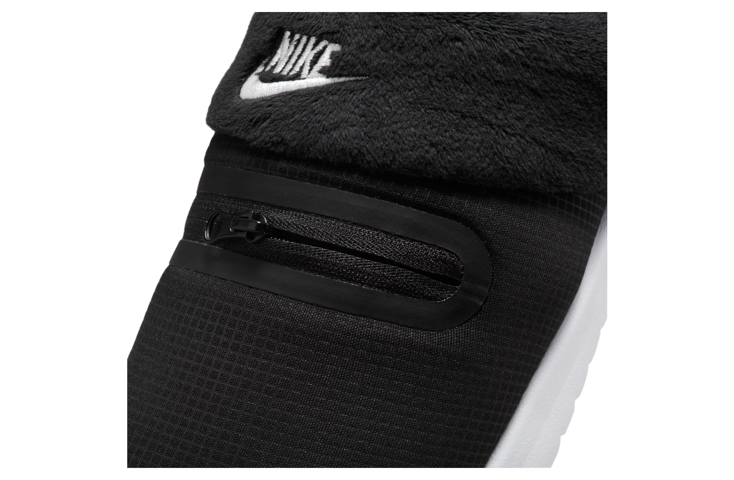 Nike Burrow WMNS Black / White