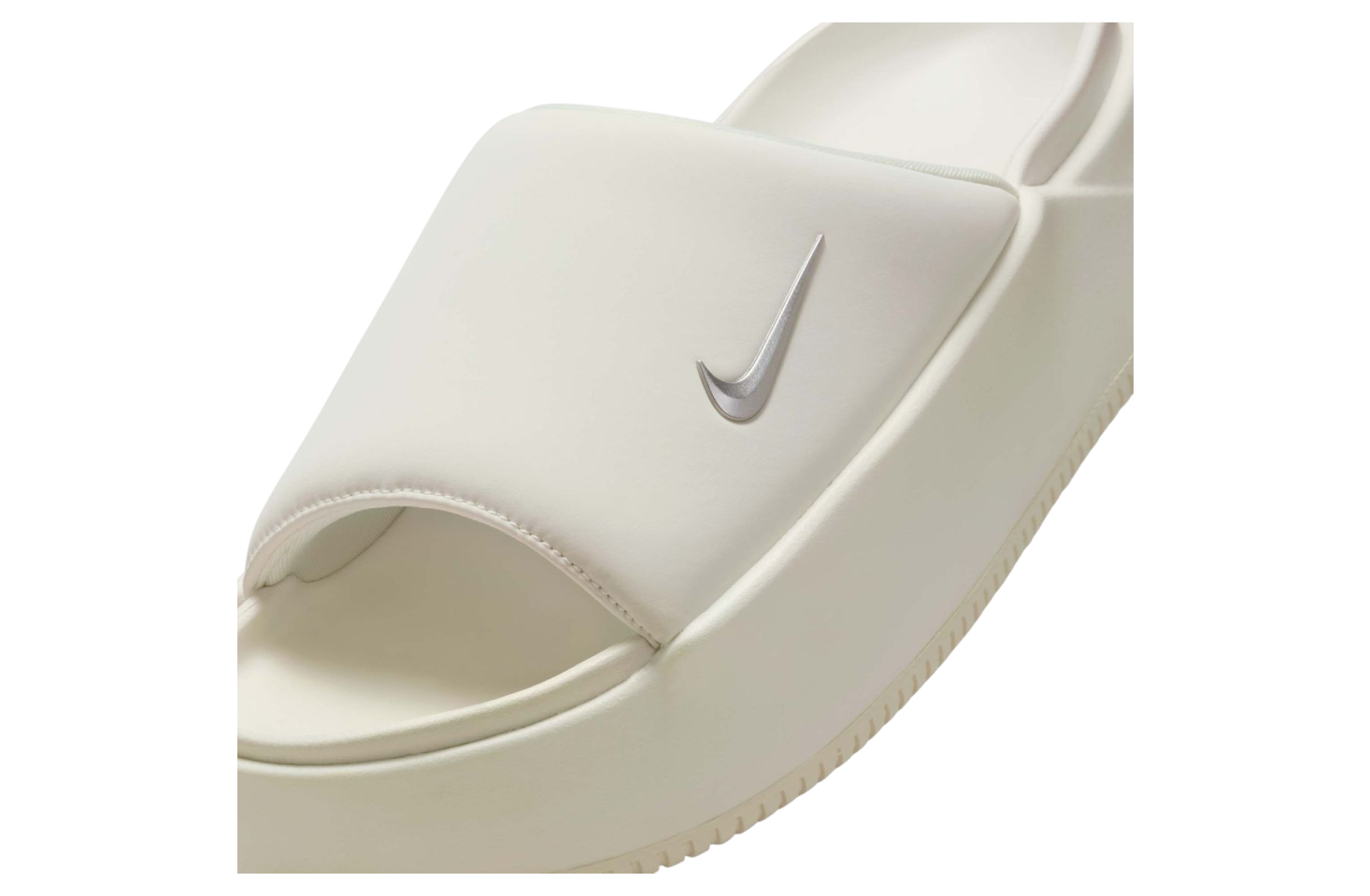 Nike Calm Elevation Slide Sail / Metallic Silver