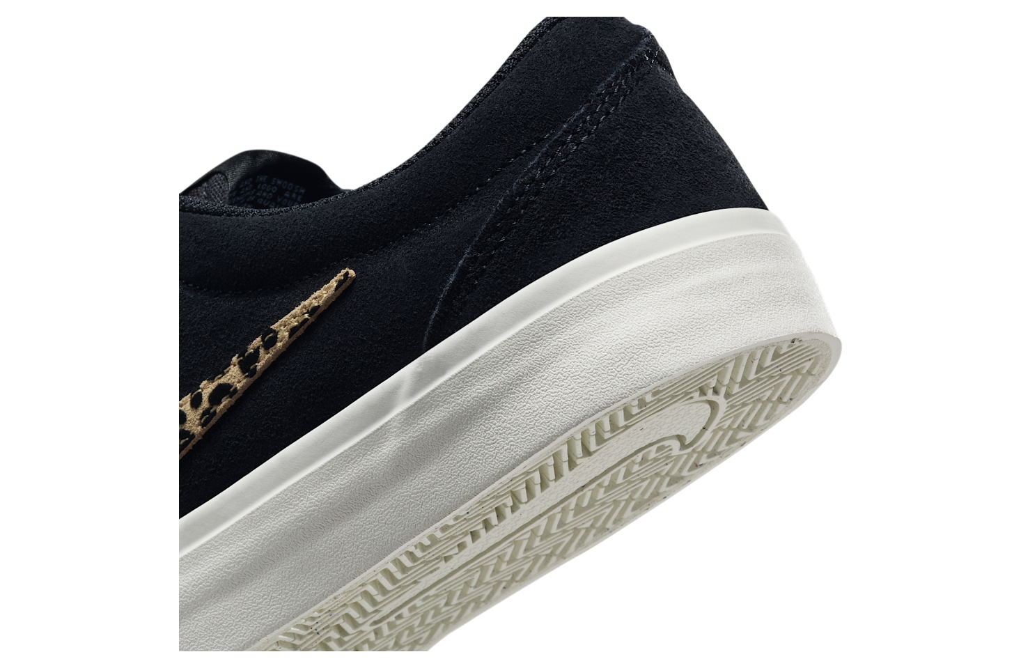 Nike Charge Suede SE WMNS Black / Sail