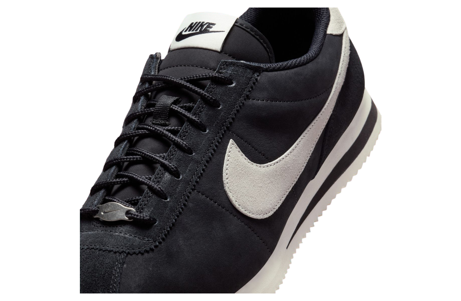 Nike Cortez Black / Sail