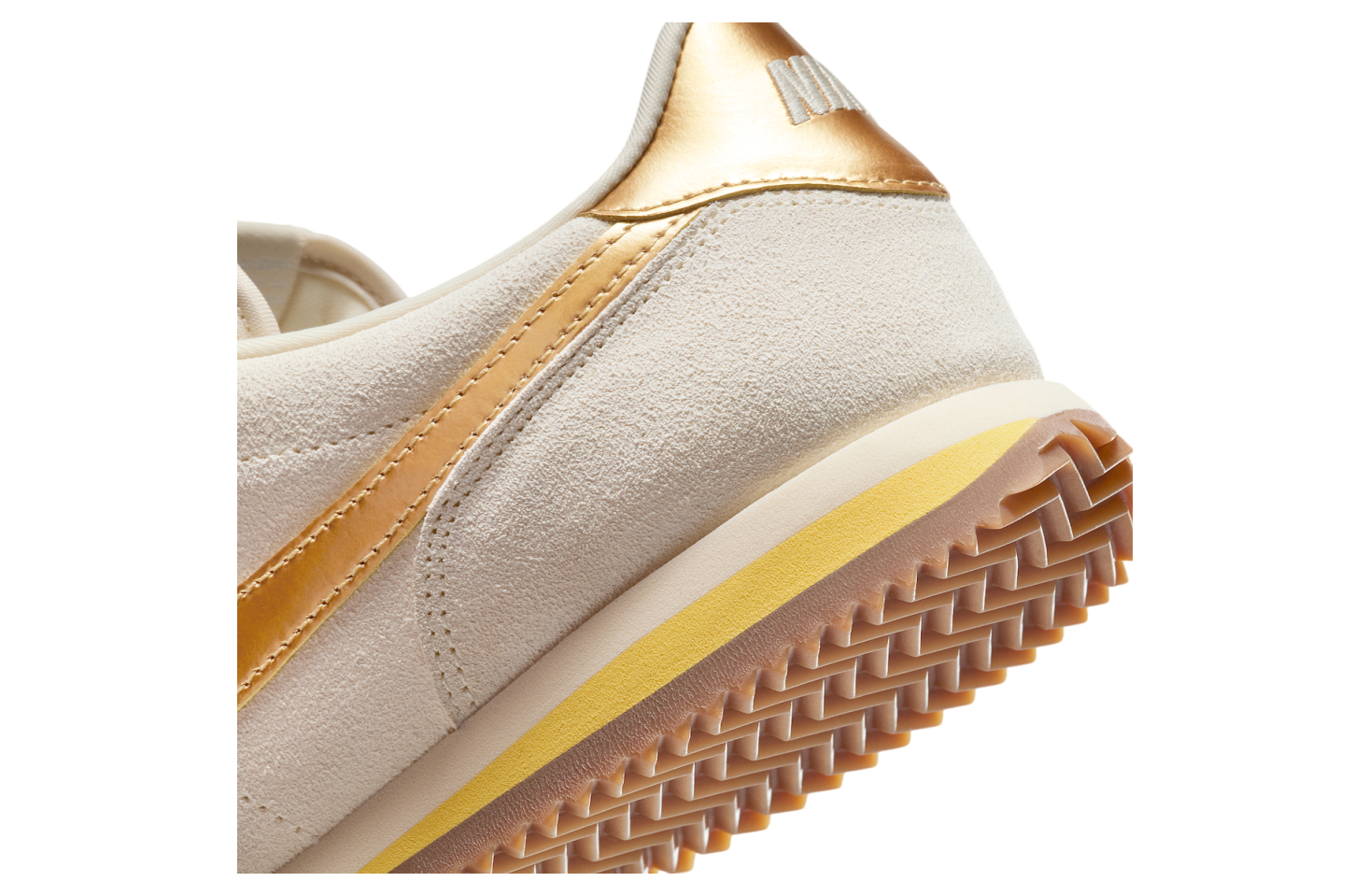 Nike Cortez Sail / Metallic Gold