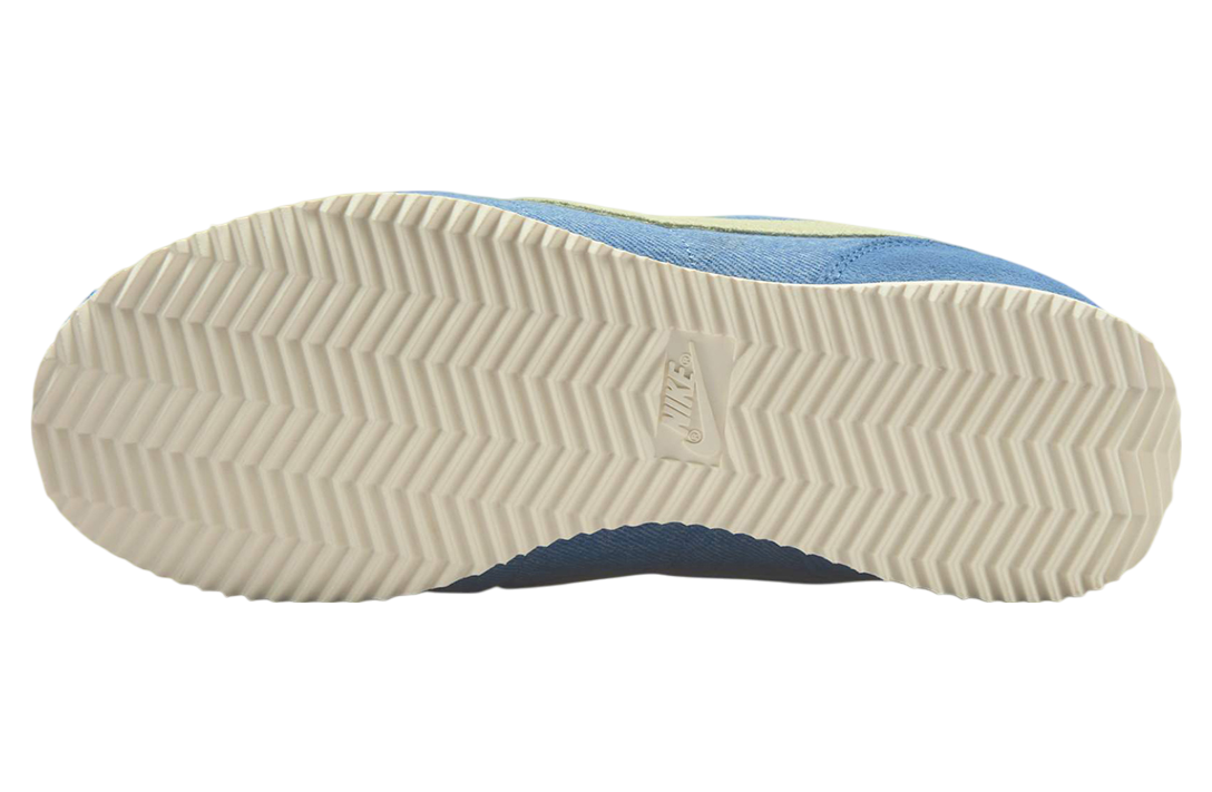 Nike Cortez Wmns Denim / Barely Green
