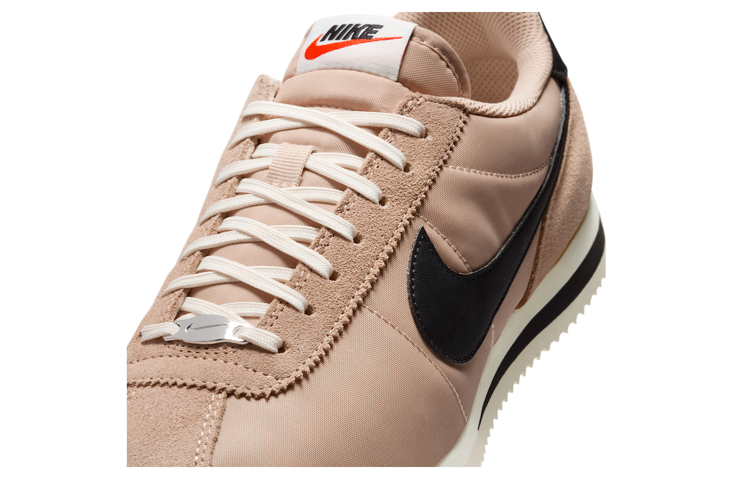Nike Cortez Wmns Desert / Sail